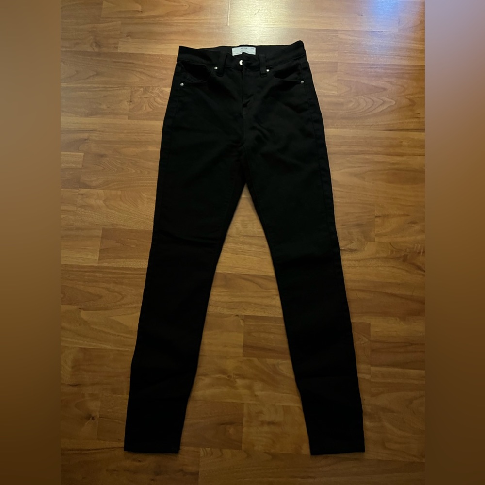 Black skinny jeans